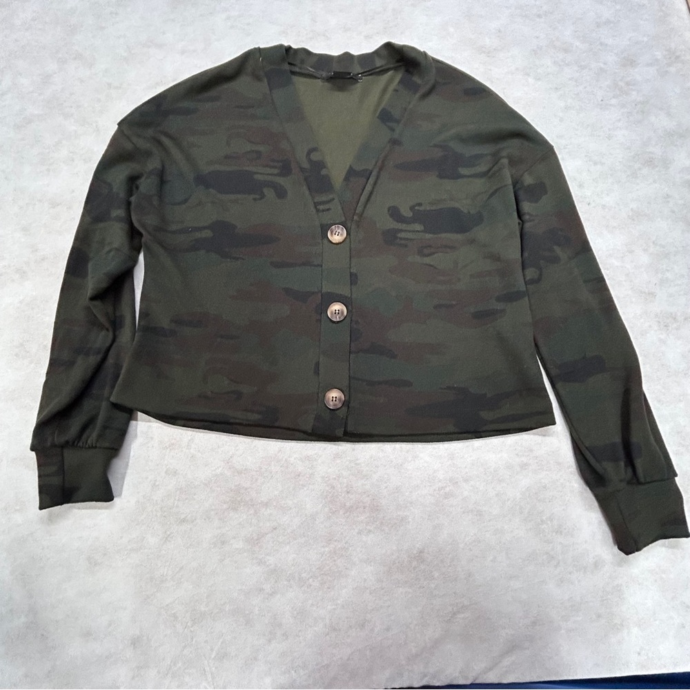 Social Standards Stylish Green and Black Camouflage Cardigan Sweater‎ Size XS